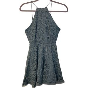 Urban Outfitters KIMCHI BLUE PeekABoo
Back Lace Dress Size XS